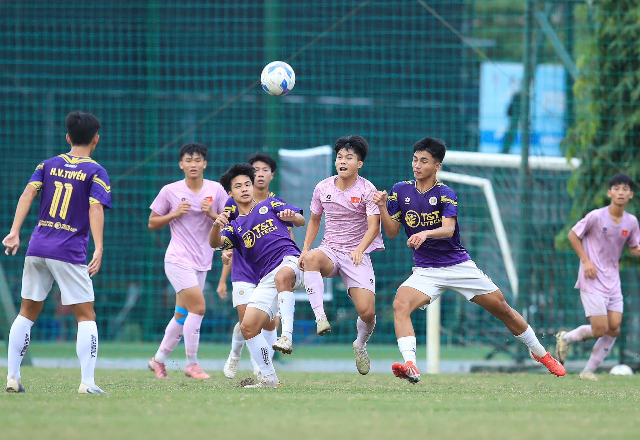 U17 Việt Nam hòa CLB Hà Nội trong trận đấu tập thứ 5, hướng tới Vòng loại U17 châu Á 2026